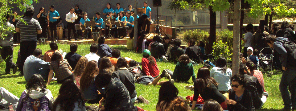 Con música y talleres Facultad de Arte recibió a estudiantes en Día de Puertas Abiertas